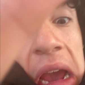 Meet your Posher, Simon